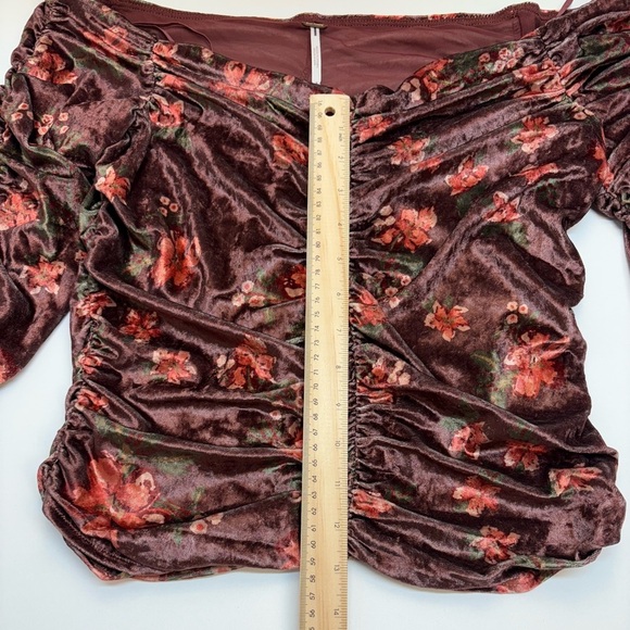 Free People Sweet Memories Velvet Top Large Floral Ruched Off Shoulder Blouse - Picture 5 of 6